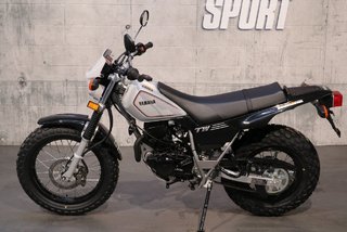 2025 Yamaha TW200