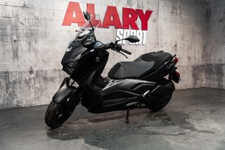 2025 Yamaha XMAX 300