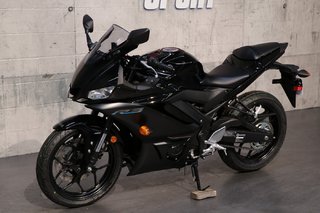 Yamaha YZF-R3  2023