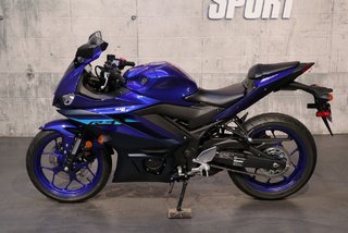 Yamaha YZF-R3 ENR. 2024
