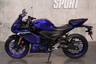 2025 Yamaha YZF-R3