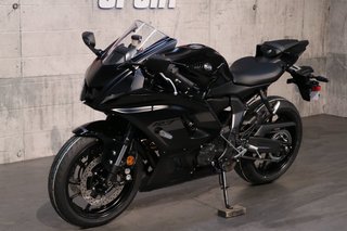 Yamaha YZF-R7 (DEMO) 2025