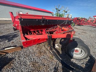 Case IH 6300  2006 à Cacouna, Québec - 2 - w320h240px