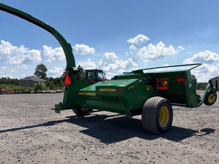 2012 John Deere 3975 in Cacouna, Quebec - 3 - w320h240px