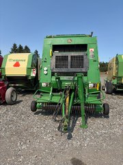 John Deere 582  2006 à Cacouna, Québec - 2 - w320h240px