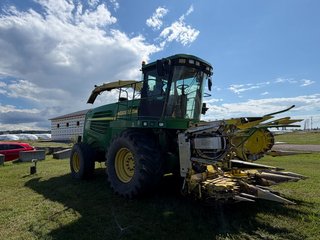 2007 John Deere 7300 in Cacouna, Quebec - 3 - w320h240px