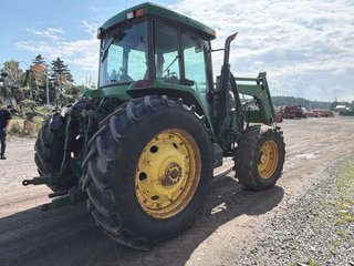 2002 John Deere 7410 in Cacouna, Quebec - 4 - w320h240px