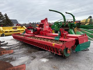 Kverneland NGS 451  2012 à Cacouna, Québec - 2 - w320h240px