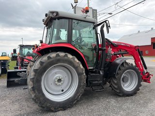 MASSEY FERGUSON 5713SL  2016 à Cacouna, Québec - 5 - w320h240px