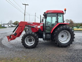 2011 MCCORMICK CX-105 in Cacouna, Quebec - 4 - w320h240px