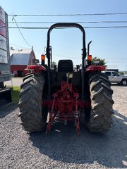 MCCORMICK CX 75  2003 à Cacouna, Québec - 3 - w320h240px