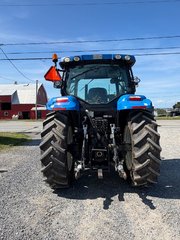 New Holland T6020  2014 à Cacouna, Québec - 5 - w320h240px