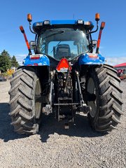 2009 New Holland T7030 in Cacouna, Quebec - 3 - w320h240px