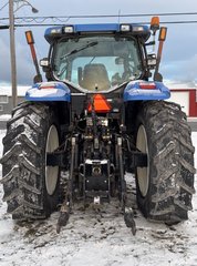 2010 New Holland T7030 in Cacouna, Quebec - 5 - w320h240px