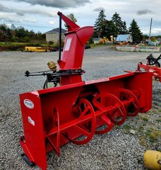 18302  P860 in Cacouna, Quebec - 2 - w320h240px