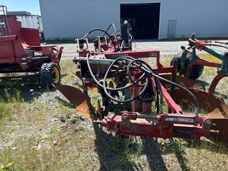 2005 Salford 3204 in Cacouna, Quebec - 2 - w320h240px