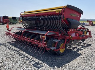 Vaderstad Rapid 400C  2015 à Cacouna, Québec - 3 - w320h240px