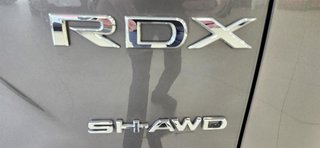 2022  RDX SH-AWD Tech at in Laval, Quebec - 6 - w320h240px