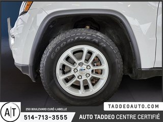 Grand Cherokee 4X4 Laredo 2018 à Laval, Québec - 4 - w320h240px