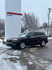 2022 Toyota Highlander LE in Moncton, New Brunswick - 3 - w320h240px