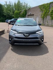 Toyota RAV4 SE 2017 à Moncton, Nouveau-Brunswick - 3 - w320h240px