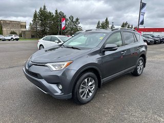 Toyota RAV4 Hybrid LE+ 2018 à Fredericton, Nouveau-Brunswick - 4 - w320h240px