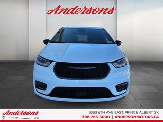 2026 Chrysler Pacifica SELECT AWD in Prince Albert, Saskatchewan - 2 - w320h240px