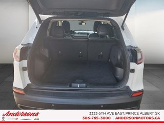 2021 Jeep Cherokee Trailhawk Elite in Prince Albert, Saskatchewan - 6 - w320h240px