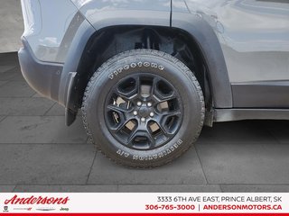 2023 Jeep Cherokee Trailhawk