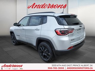 2026 Jeep Compass NORTH in Prince Albert, Saskatchewan - 4 - w320h240px