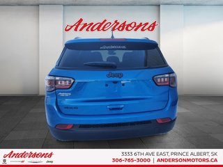2026 Jeep Compass NORTH in Prince Albert, Saskatchewan - 3 - w320h240px