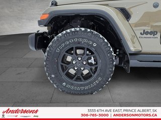 2026 Jeep Gladiator WILLYS in Prince Albert, Saskatchewan - 6 - w320h240px