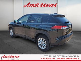 2023 Toyota COROLLA CROSS LE
