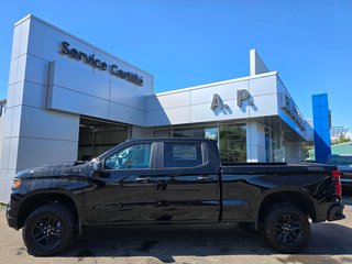 Chevrolet Silverado 1500 Custom Trail Boss 2026 à New Richmond, Québec - 2 - w320h240px