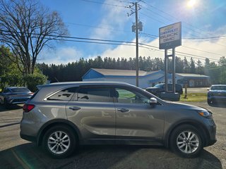 2019 Kia Sorento AWD LX 2.4L in New Richmond, Quebec - 4 - w320h240px