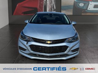 Chevrolet Cruze  2017 à Jonquière, Québec - 2 - w320h240px