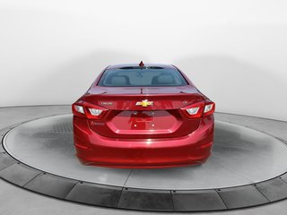 2018 Chevrolet Cruze in Jonquière, Quebec - 3 - w320h240px