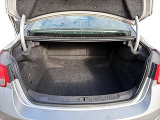 Chevrolet Malibu  2015 à Sept-Îles, Québec - 6 - w320h240px
