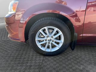 2019 Dodge Grand Caravan SXT Premium Plus in Jonquière, Quebec - 6 - w320h240px