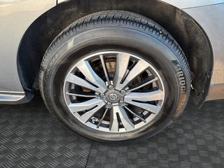 Nissan Pathfinder  2017