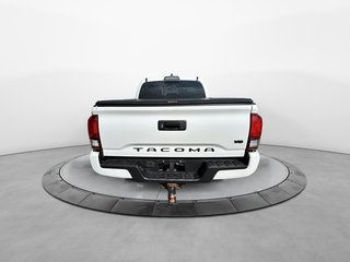 2019 Toyota Tacoma in Sept-Îles, Quebec - 4 - w320h240px