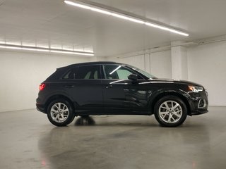 Audi Q3 KOMFORT QUATTRO GR COMMODITÉS TOIT |CARPLAY|CAMERA 2021 à Laval, Québec - 3 - w320h240px
