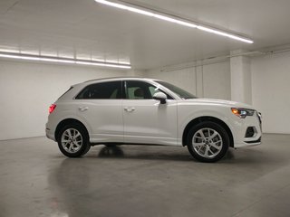 2022 Audi Q3 PROGRESSIV QUATTRO TOIT PANO|ANGLE MORT|CARPLAY in Laval, Quebec - 3 - w320h240px