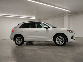2022 Audi Q3 KOMFORT QUATTRO TOIT PANO|CARPLAY|CAMERA in Laval, Quebec - 3 - w320h240px