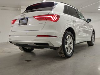 Audi Q3 45 KOMFORT QUATTRO TOIT PANO|CARPLAY|CAMERA 2023 à Laval, Québec - 4 - w320h240px