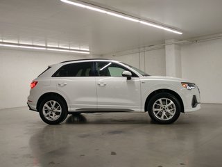 Audi Q3 45 KOMFORT QUATTRO TOIT | CAMERA | CARPLAY 2024 à Laval, Québec - 3 - w320h240px