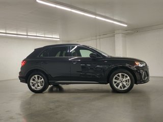 2025 Audi Q3 45 KOMFORT QUATTRO TOIT PANO|VOLANT CHAUFFANT in Laval, Quebec - 3 - w320h240px