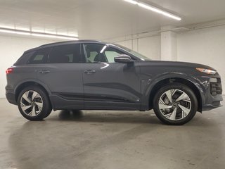 2025 Audi Q6 e-tron QUATTRO ENSEMBLE COMMODTÉ TOIT PANO|ANGLE MORT in Laval, Quebec - 3 - w320h240px