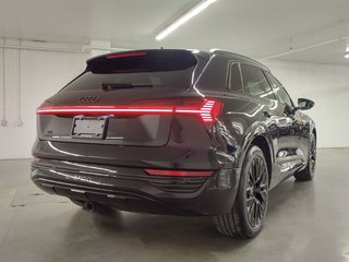 2024  Q8 e-tron QUATTRO BLACK COMPETITION | HITCH | B&O PREMIUM in Laval, Quebec - 4 - w320h240px