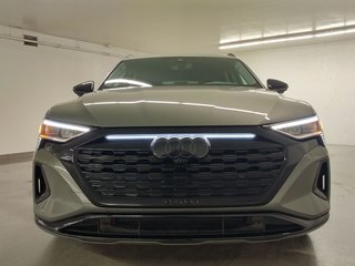 Audi Q8 e-tron QUATTRO BLACK COMPETITION | TECH PACK | B&O | TOIT 2024 à Laval, Québec - 2 - w320h240px